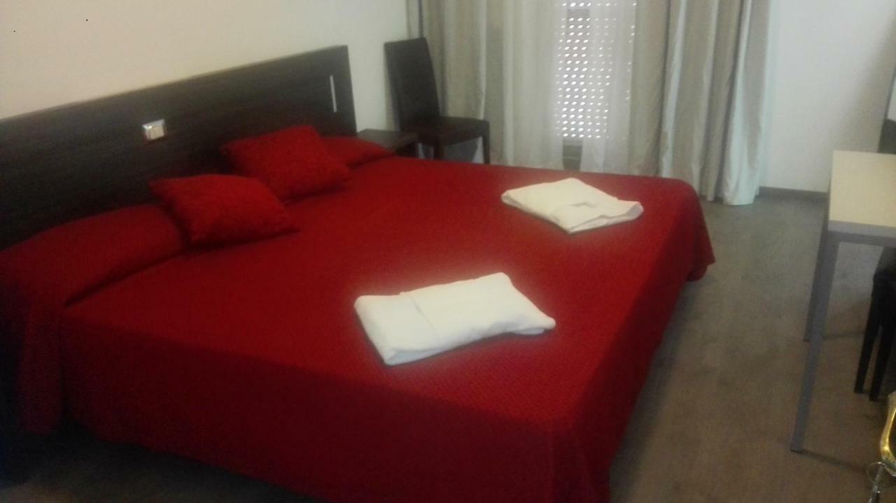 Hotel Ponte Bianco - Rome, Rome